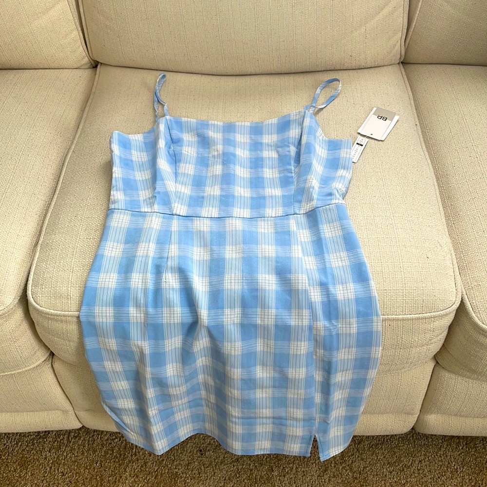 Nordstrom Summer dress. Spaghetti straps. Size small. Never worn